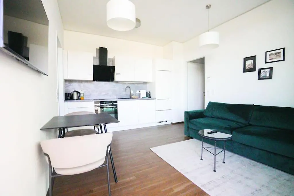Exclusive Condo With Pool And Terrace Vienna