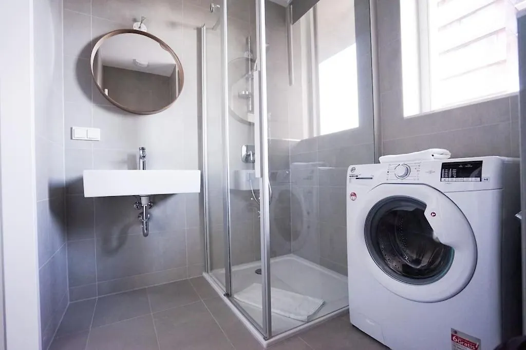 Exclusive Condo With Pool And Terrace Bécs Apartman